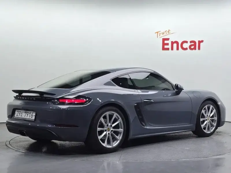 2018 Porsche Cayman с пробегом 54 416 км