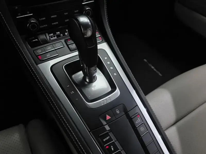 2018 Porsche Cayman с пробегом 54 416 км
