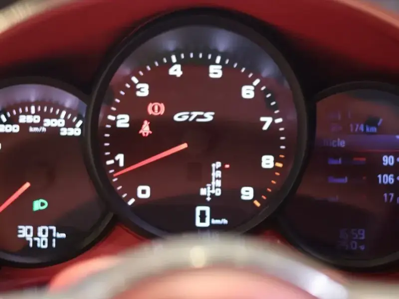 2021 Porsche Cayman с пробегом 29 700 км