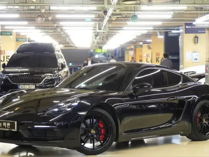 2022 Porsche Cayman с пробегом 11 660 км