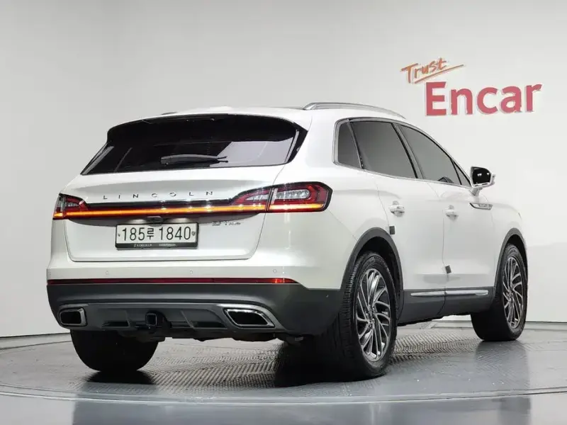 2019 Lincoln Nautilus с пробегом 75 165 км