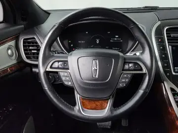 2019 Lincoln Nautilus с пробегом 75 165 км