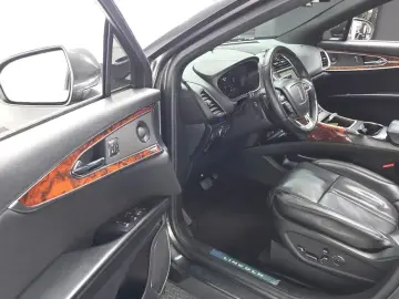 2020 Lincoln Nautilus с пробегом 115 421 км
