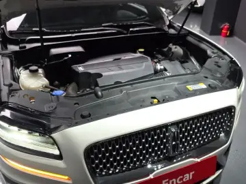 2020 Lincoln Nautilus с пробегом 77 858 км