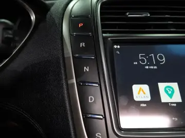 2020 Lincoln Nautilus с пробегом 77 858 км
