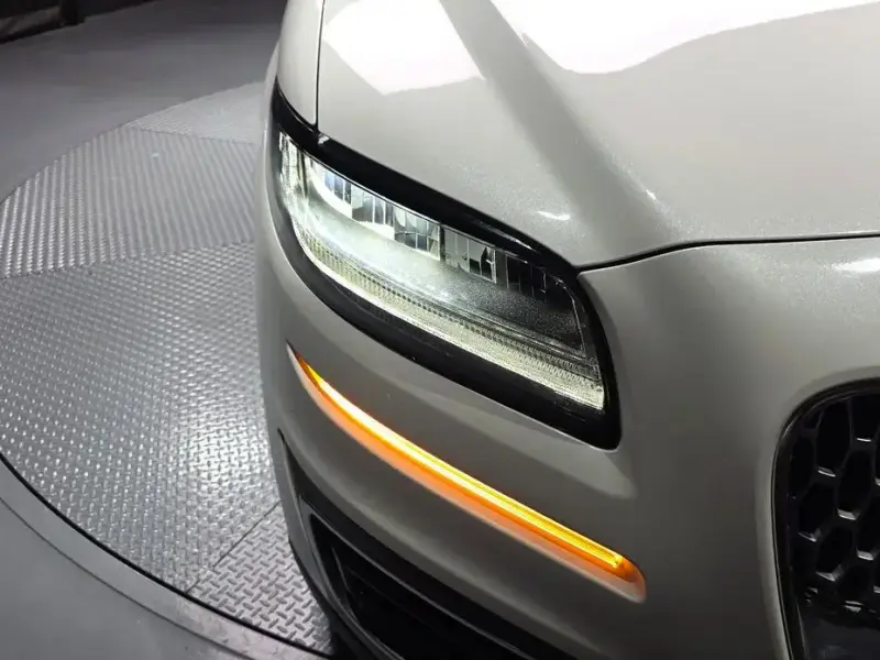 2020 Lincoln Nautilus с пробегом 77 858 км