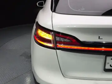 2020 Lincoln Nautilus с пробегом 77 858 км