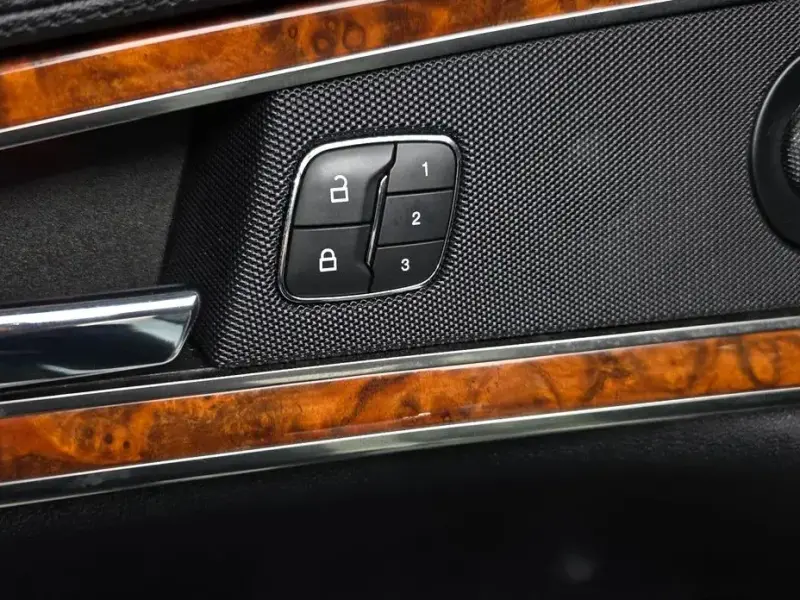 2020 Lincoln Nautilus с пробегом 77 858 км