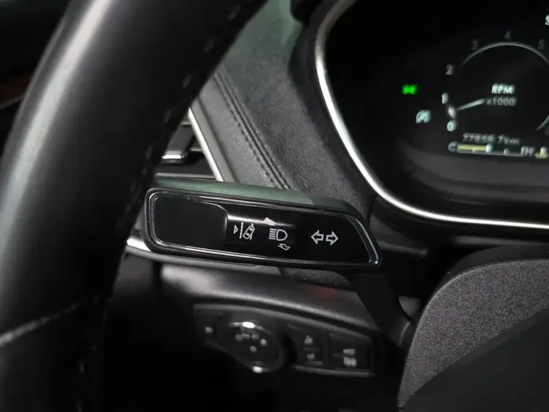 2020 Lincoln Nautilus с пробегом 77 858 км