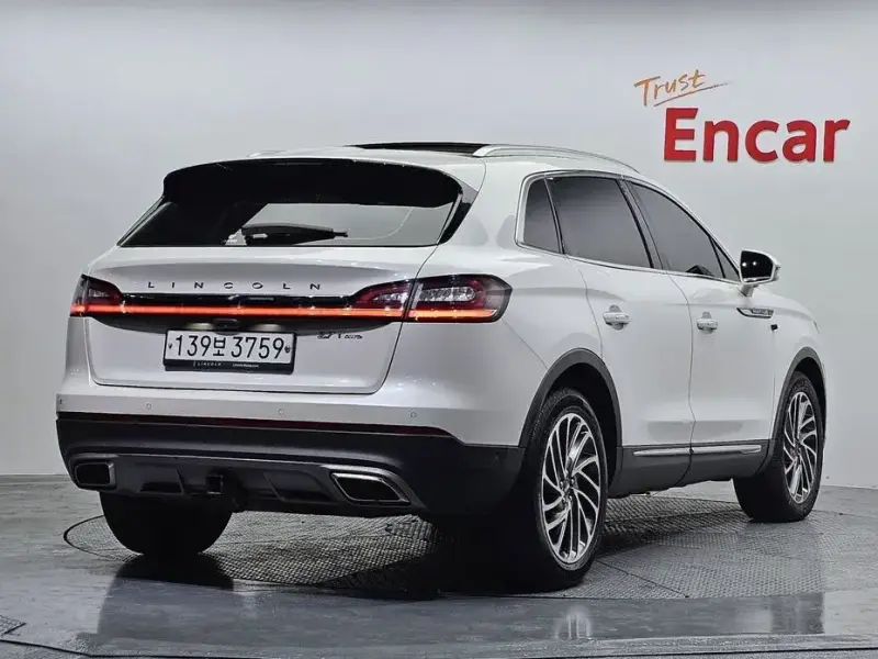 2019 Lincoln Nautilus с пробегом 114 570 км