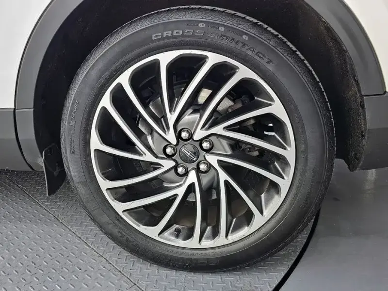 2019 Lincoln Nautilus с пробегом 114 570 км