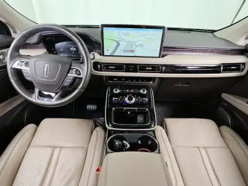 2022 Lincoln Nautilus с пробегом 23 847 км