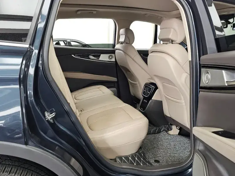 2022 Lincoln Nautilus с пробегом 23 847 км