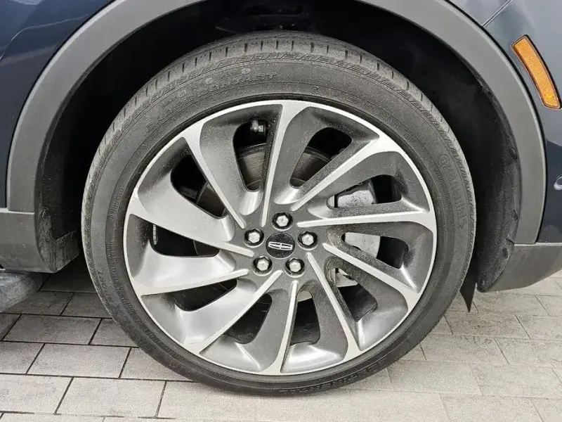 2022 Lincoln Nautilus с пробегом 23 847 км