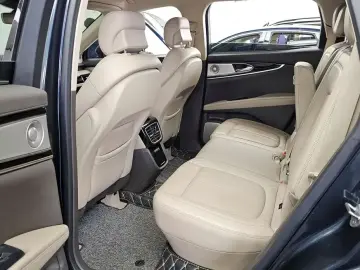 2022 Lincoln Nautilus с пробегом 23 847 км