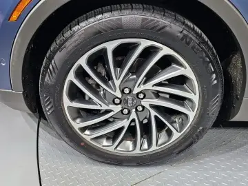 2019 Lincoln Nautilus с пробегом 74 279 км