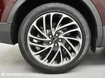 2019 Lincoln Nautilus с пробегом 15 624 км