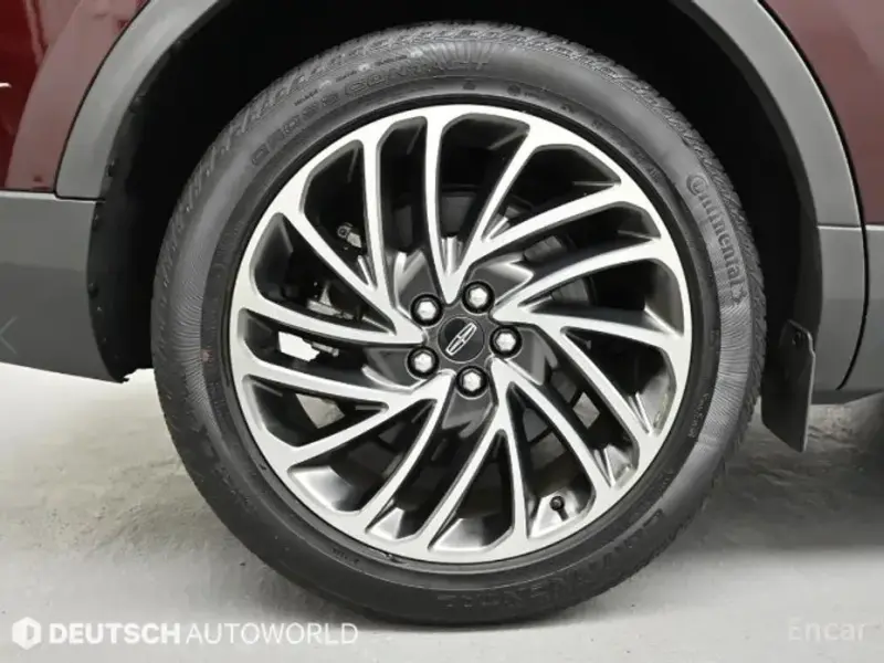 2019 Lincoln Nautilus с пробегом 15 624 км