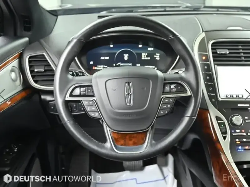 2019 Lincoln Nautilus с пробегом 15 624 км