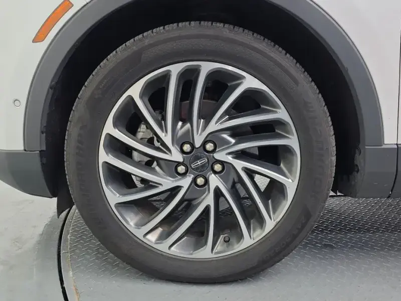 2019 Lincoln Nautilus с пробегом 65 586 км