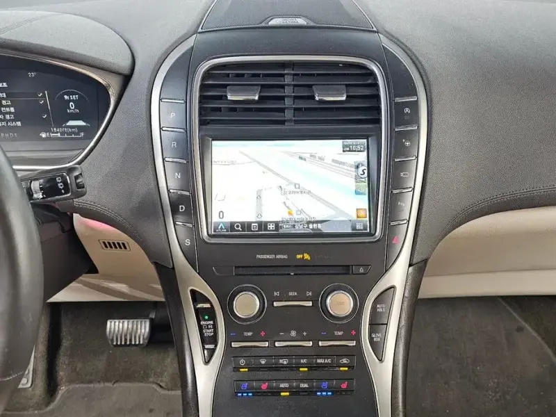 2019 Lincoln Nautilus с пробегом 65 586 км