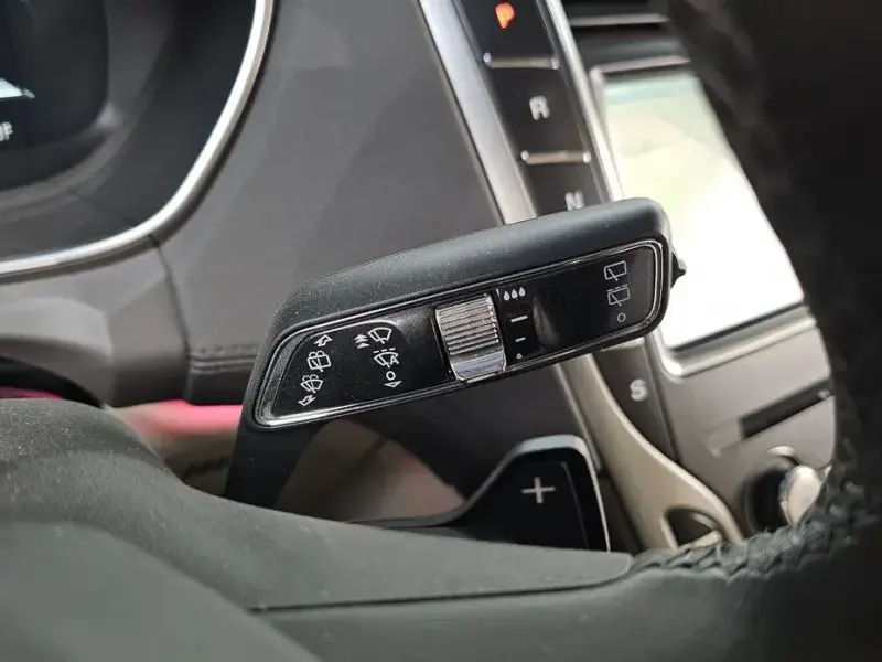 2019 Lincoln Nautilus с пробегом 65 586 км