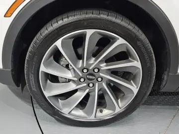 2020 Lincoln Nautilus с пробегом 39 909 км