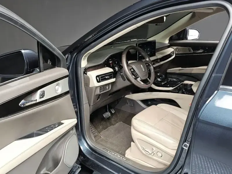 2022 Lincoln Nautilus с пробегом 55 655 км