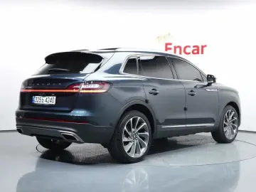 2022 Lincoln Nautilus с пробегом 107 336 км
