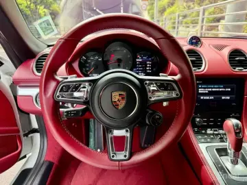 2017 Porsche Boxster с пробегом 22 530 км