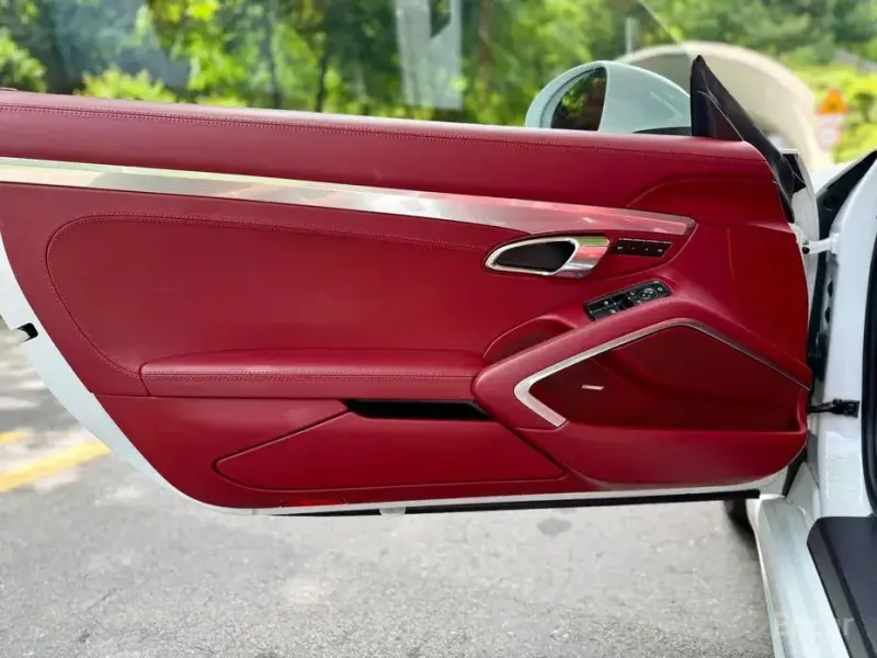2017 Porsche Boxster с пробегом 22 530 км