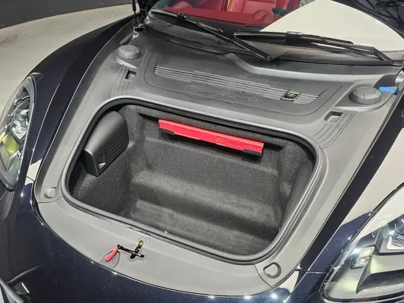 2024 Porsche Boxster с пробегом 4 499 км