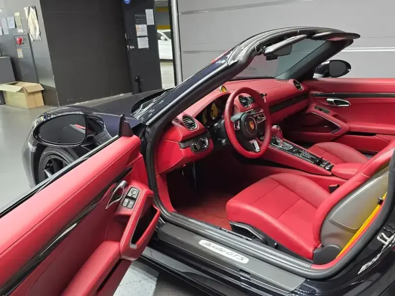 2024 Porsche Boxster с пробегом 4 499 км
