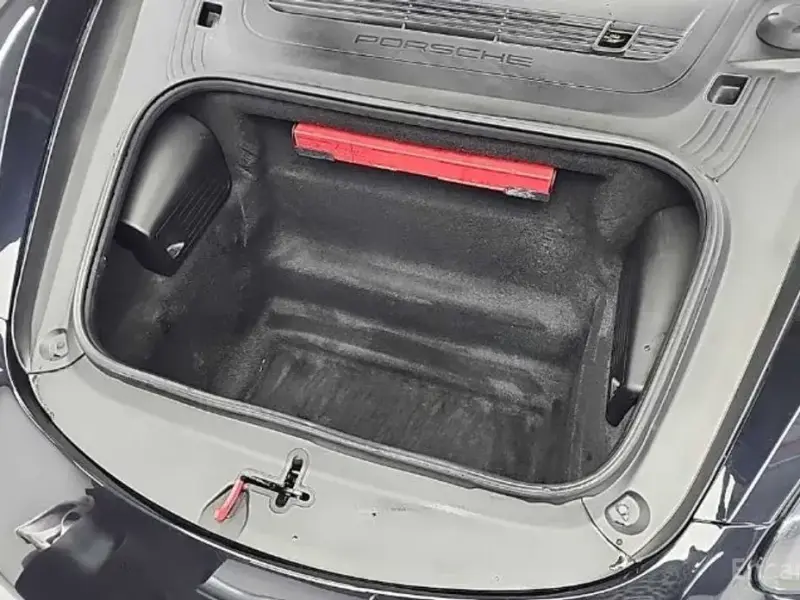 2022 Porsche Boxster с пробегом 29 495 км