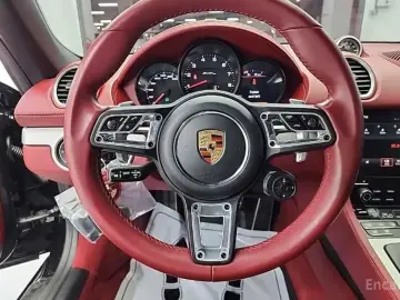 2022 Porsche Boxster с пробегом 29 495 км