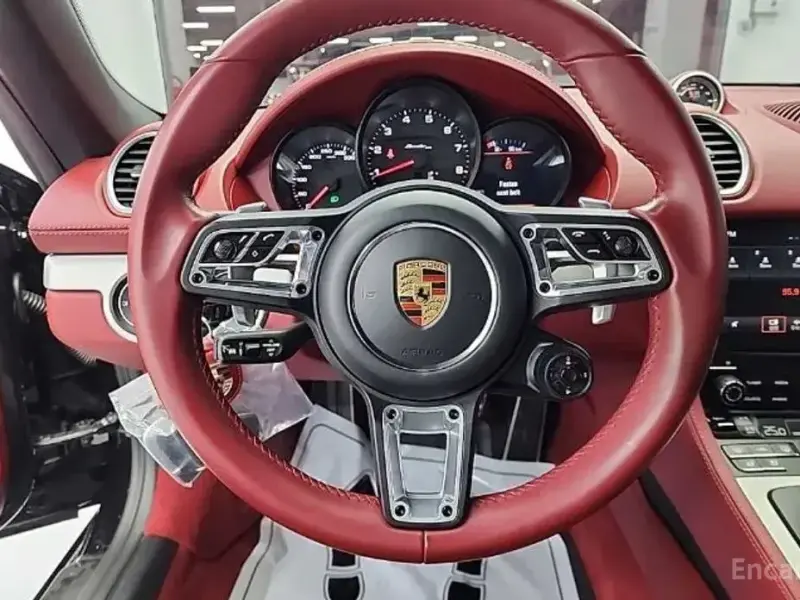 2022 Porsche Boxster с пробегом 29 495 км