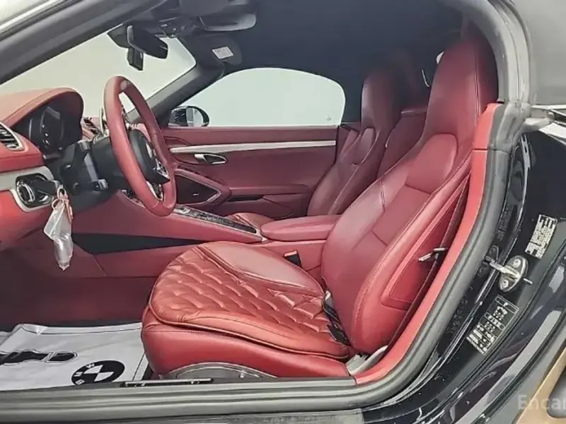 2022 Porsche Boxster с пробегом 29 495 км