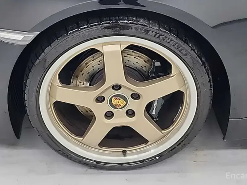 2022 Porsche Boxster с пробегом 29 495 км