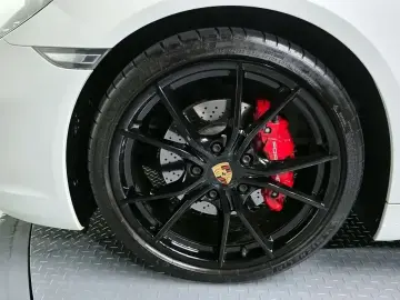 2020 Porsche Boxster с пробегом 14 847 км