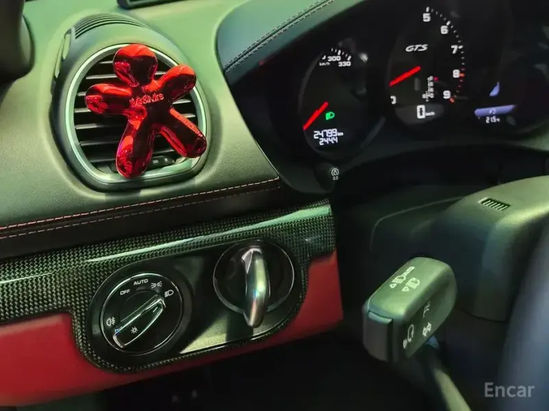 2022 Porsche Boxster с пробегом 25 500 км