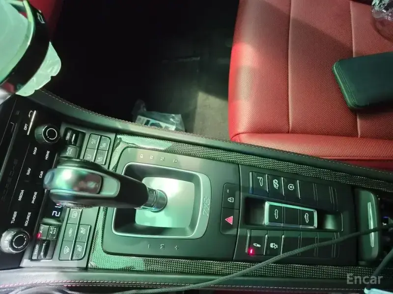 2022 Porsche Boxster с пробегом 25 500 км