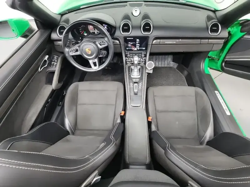 2021 Porsche Boxster с пробегом 52 962 км