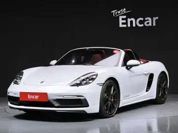 2022 Porsche Boxster с пробегом 16 201 км
