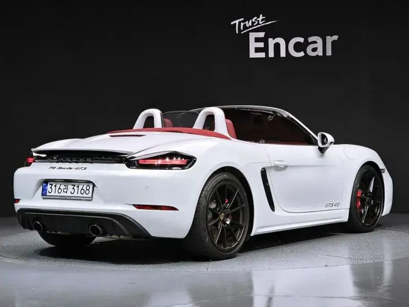 2022 Porsche Boxster с пробегом 16 201 км