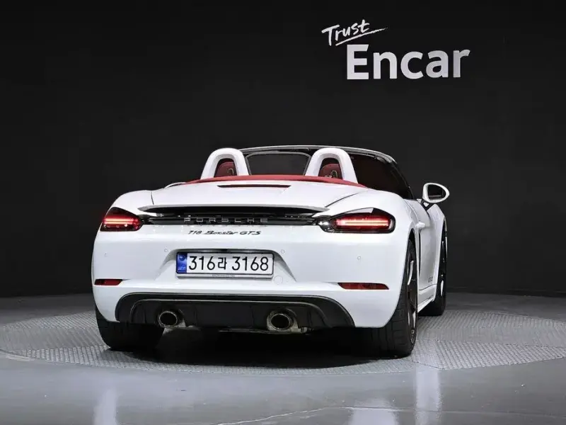 2022 Porsche Boxster с пробегом 16 201 км