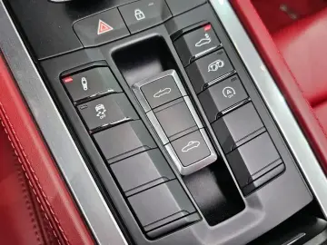 2022 Porsche Boxster с пробегом 16 201 км