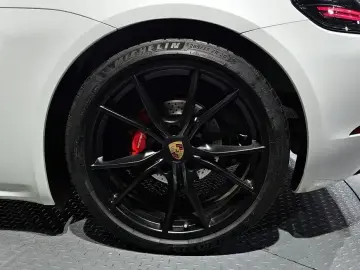 2019 Porsche Boxster с пробегом 41 282 км