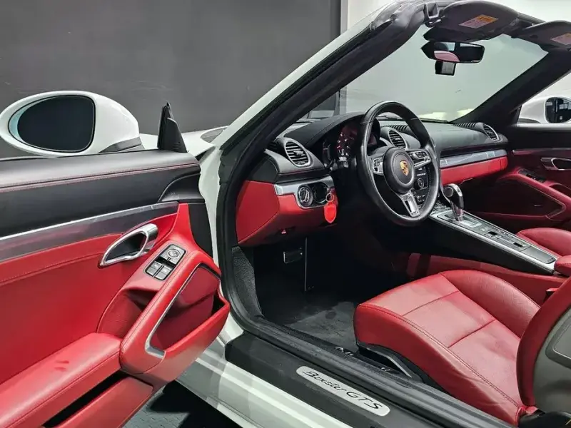 2019 Porsche Boxster с пробегом 41 282 км
