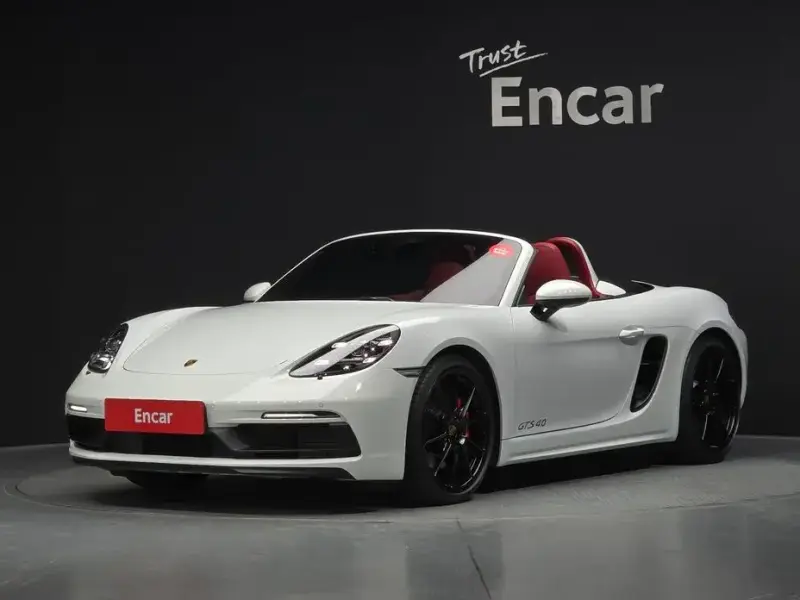 2022 Porsche Boxster с пробегом 14 041 км