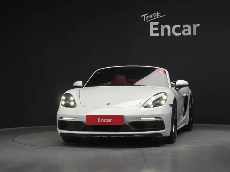 2022 Porsche Boxster с пробегом 14 041 км